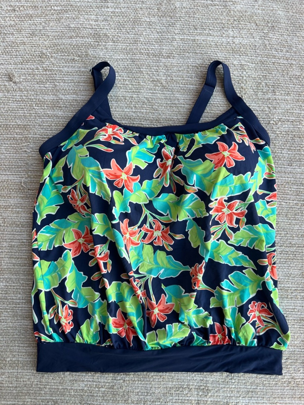 Lands End Navy Hawaiian Tropical Floral Bubble Style Tankini Top  size 10 DDD
